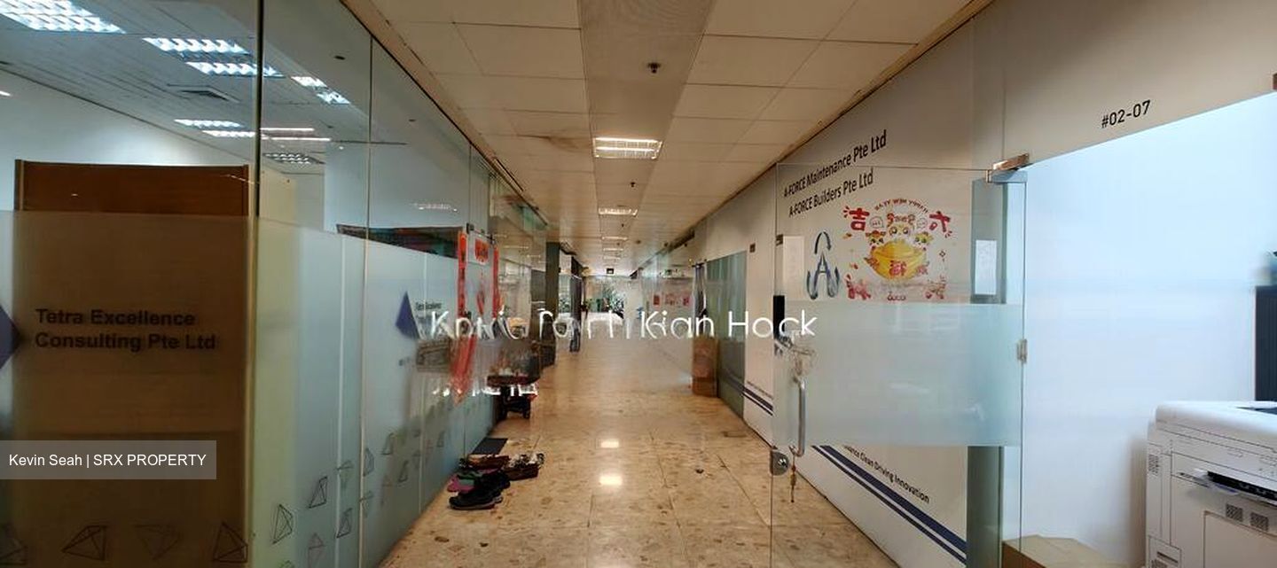 Concorde Shopping Centre (D3), Retail #518923011